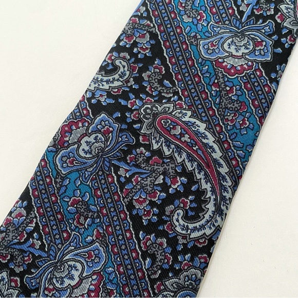 CHRISTIAN DIOR BLUE NAVY PAISLEY PRINT NECK TIE - Picture 4 of 6